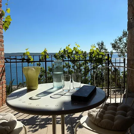 Сasa de vacaciones Private Stone House - Sea View - Peaceful